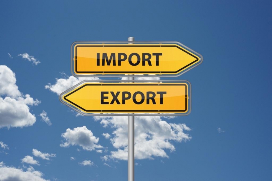 Экспорт өсч, импорт буурчээ	