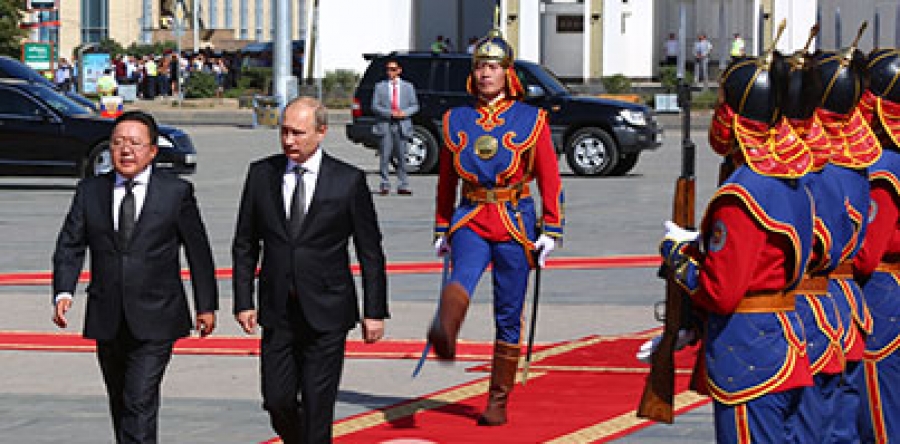 ОХУ-ын ерөнхийлөгч В.Путиныг угтан авах ёслол Чингисийн талбайд болж байна