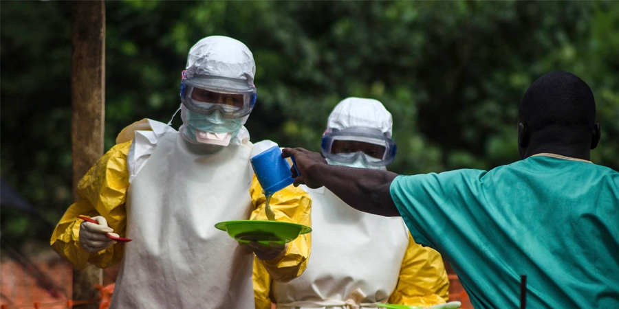 Эболагаар нас барсан эмч нарын гэр бүлд нөхөн төлбөр олгоно