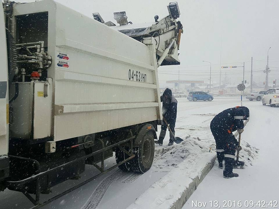 Гудамж, замуудад 85 тонн бодис цацжээ