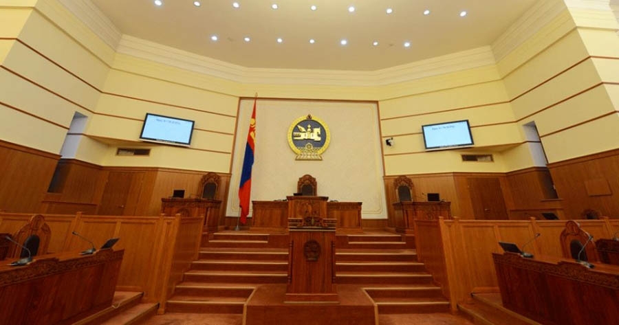Энэ сарын 9-нд чуулган завсарлана
