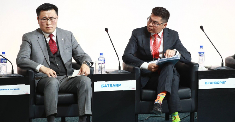 Хөгжлийн банкны гүйцэтгэх захирал Б.Батбаяр “Монголын эдийн засгийн чуулган”-д панелистаар оролцов