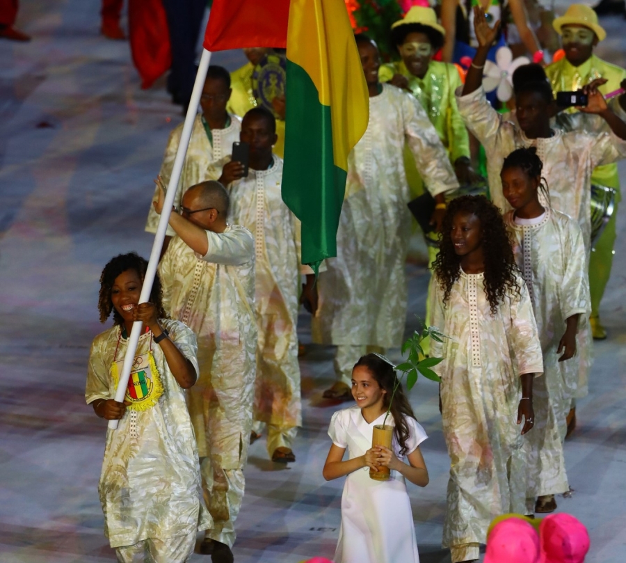 Гвиней улс олимпийг өнжих шийдвэрээ цуцлав