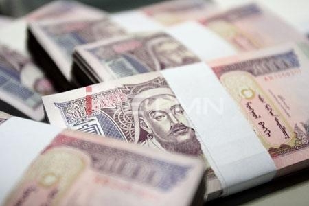 Банкууд хууль бус “татвар”-аа зогсооход 20 хоногийн хугацаа үлдлээ