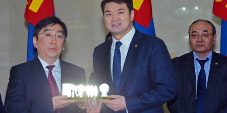 ХасБанк Монгол Улсын Топ-100 Аж Ахуйн Нэгжээс долоо дугаарт эрэмбэлэгдлээ