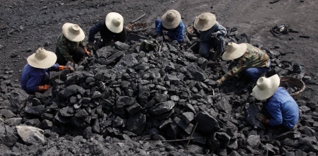 Хятадад нүүрсний эрэлт өсөөгүй бол манай төсвийн орлого нэмэгдэхгүй
