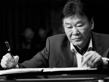 Монголын хөгжмийн урлагийн ''цагаан суварга'' Нацагийн Жанцанноров