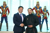 Г.Эрдэнэбилигт Монгол Улсын Гавьяат жүжигчин цол хүртээлээ